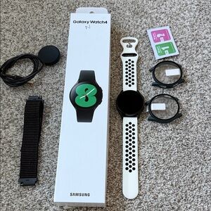 Samsung Galaxy Watch4 Black with White Band